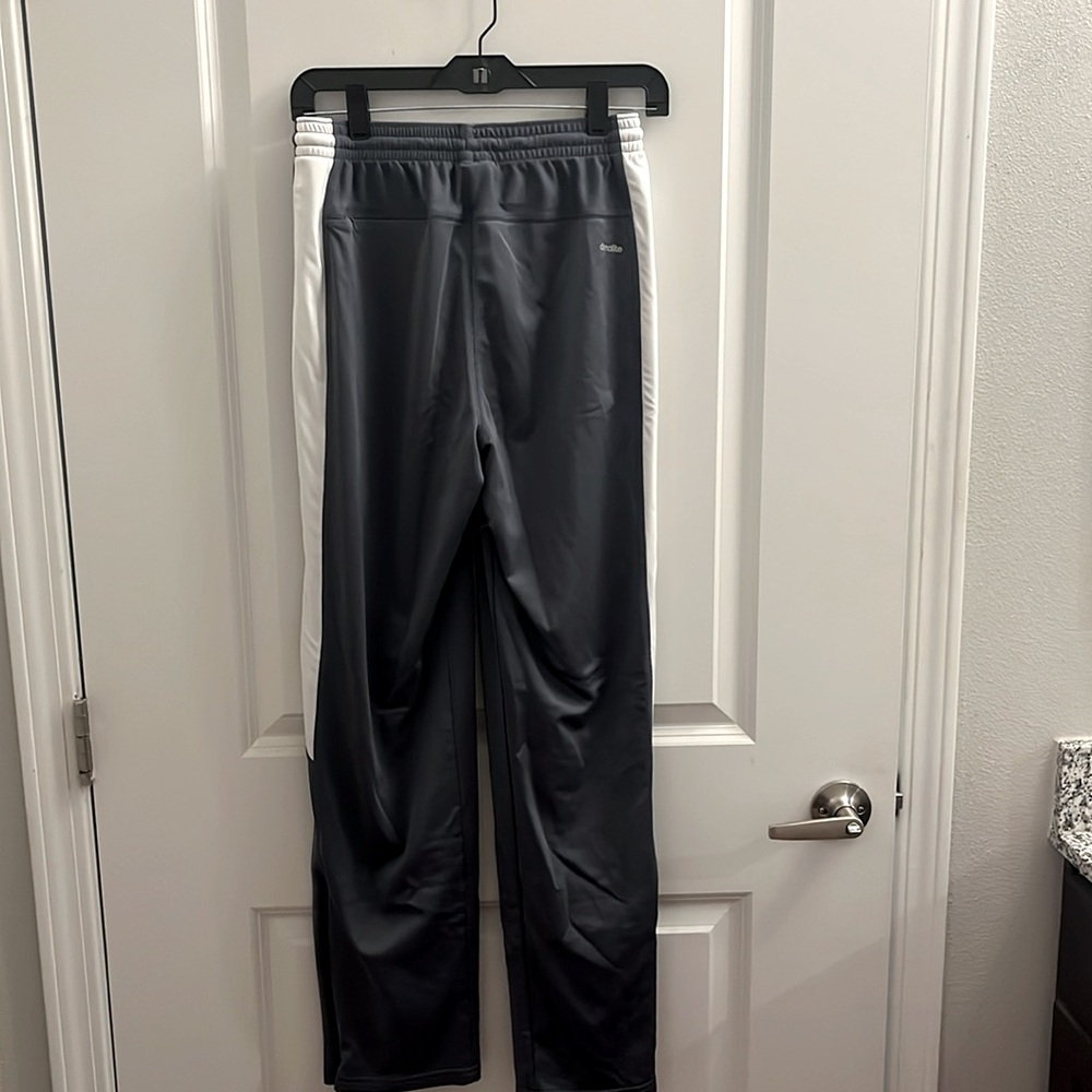 Adidas joggers - Picture 2 of 5